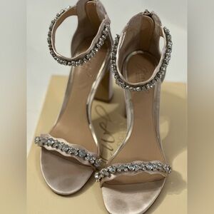 Jewel Badgley Mischka Heels